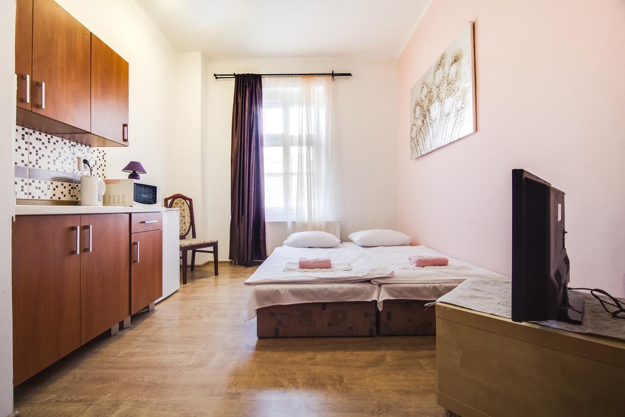 Aparthotel Zarra Prag Exterior foto