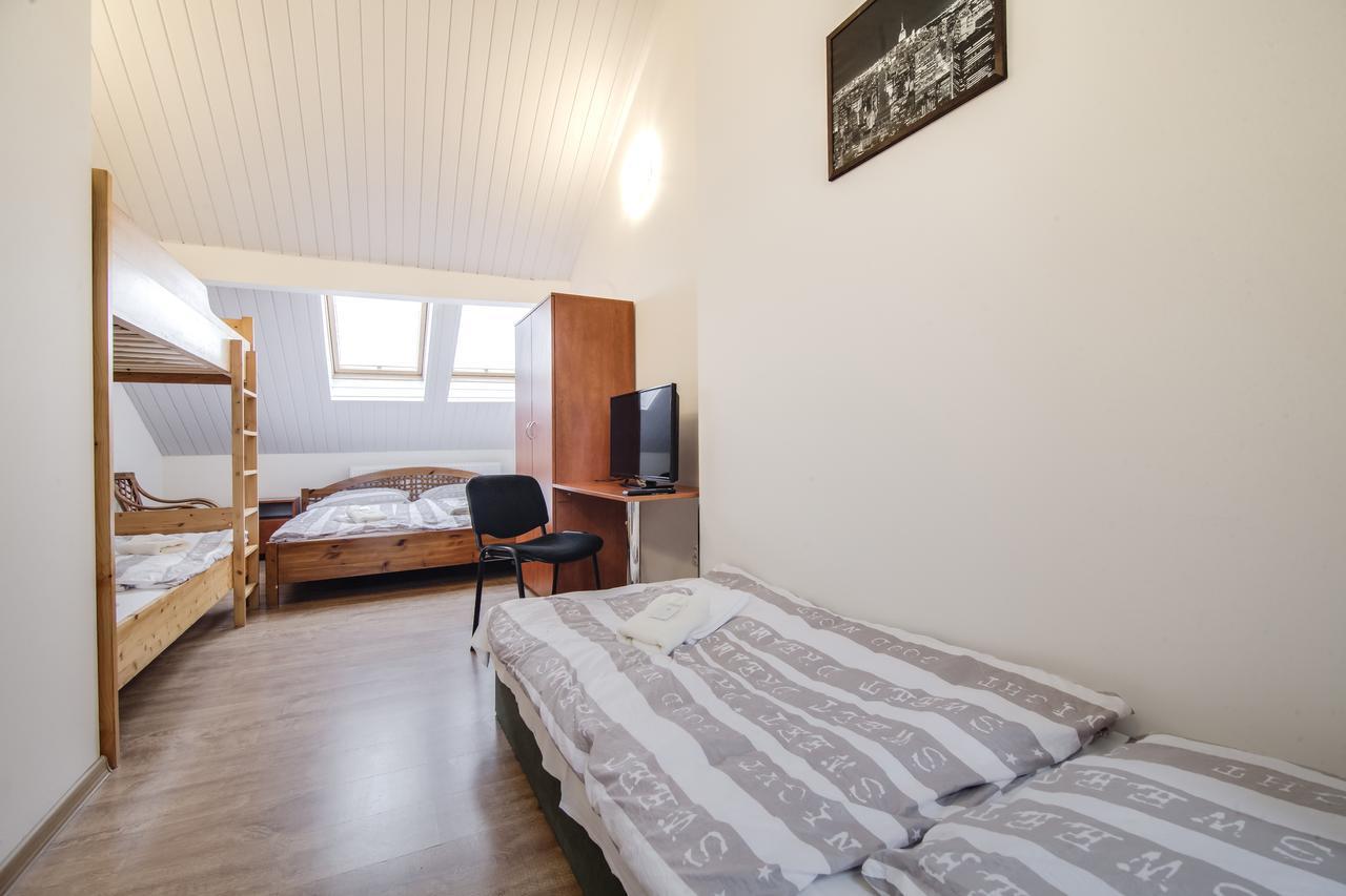 Aparthotel Zarra Prag Zimmer foto